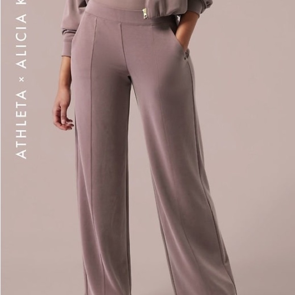 Keys wide leg pants.